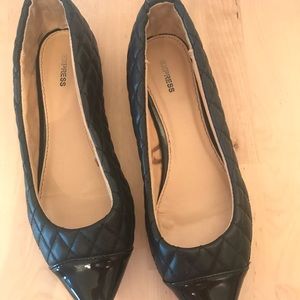 Black express flats